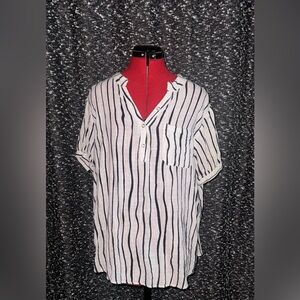 Lixhigi black & white top